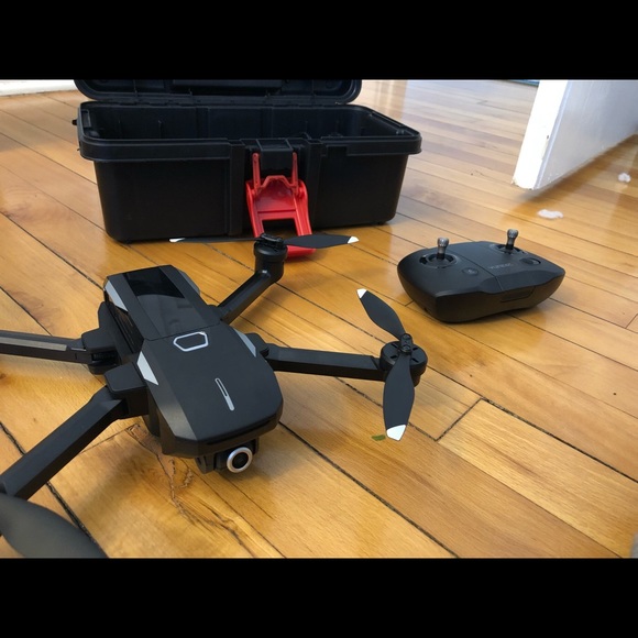 Yuneec Mantis Q 4K Video Drone - Picture 1 of 4